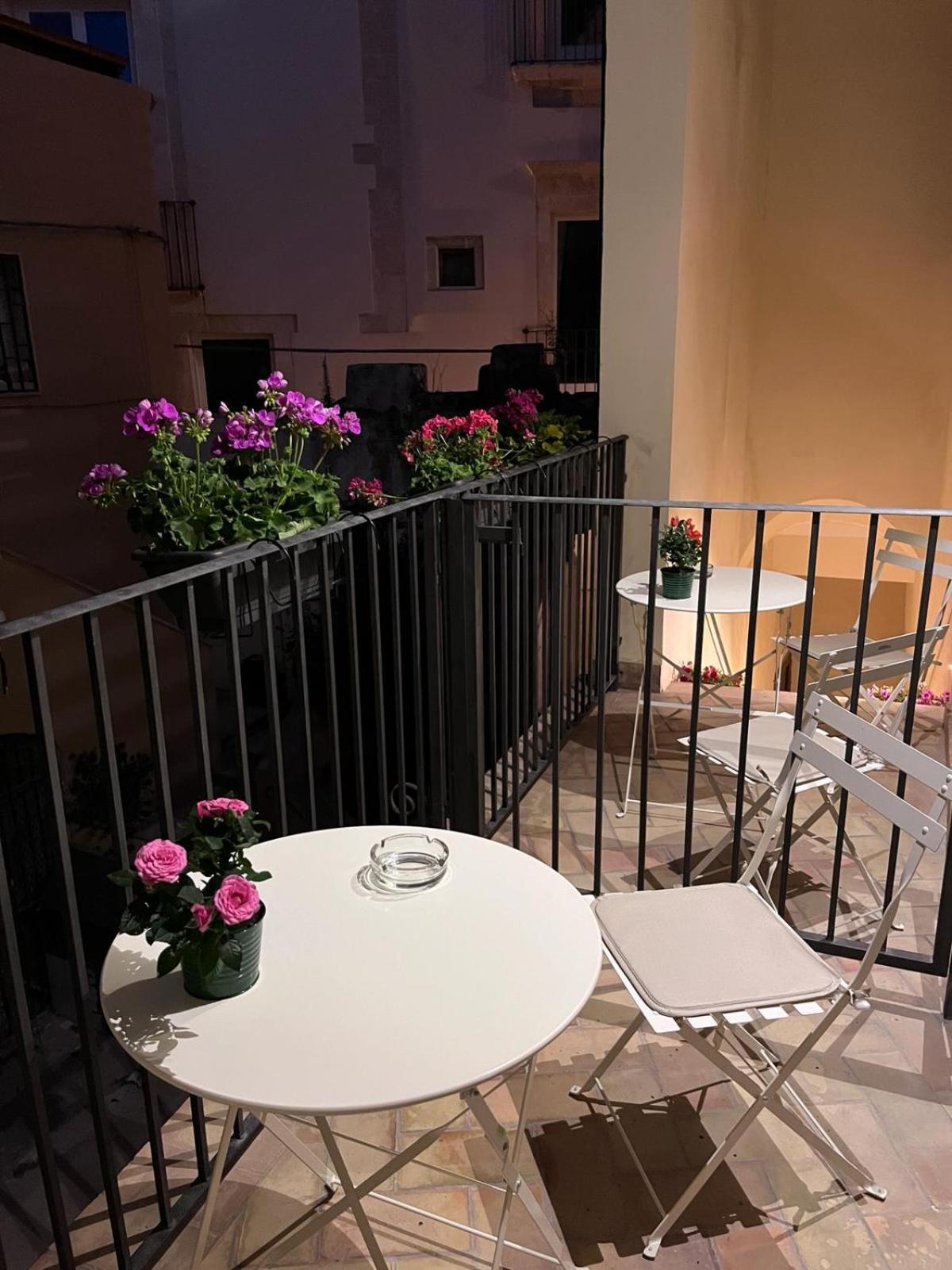 Ortigia Bed And Breakfast Сиракуза Екстериор снимка